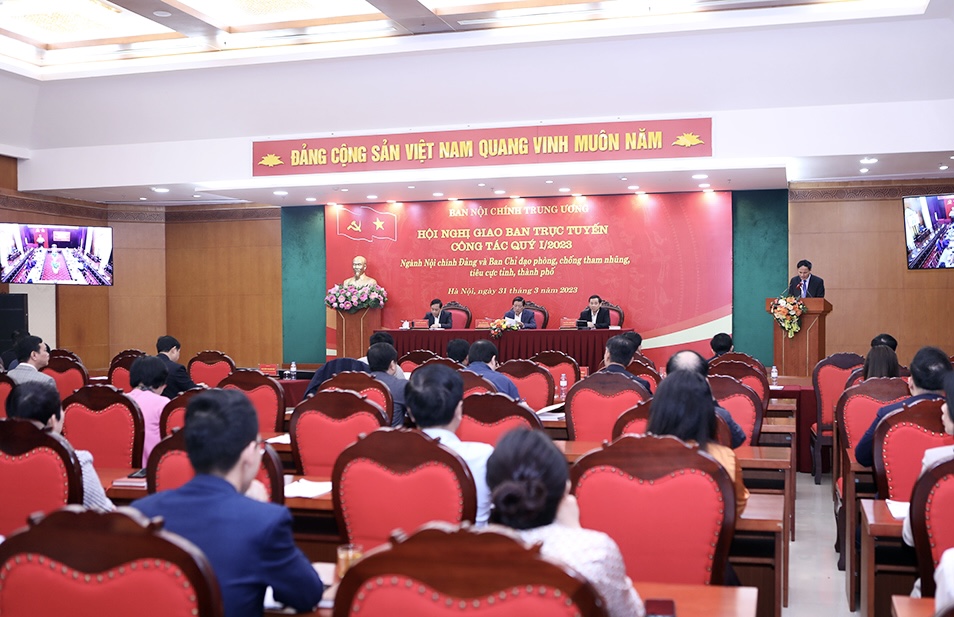 Điều tra xử lý dứt điểm các vụ việc liên quan đến Việt Á, AIC, FLC, Vạn Thịnh Phát, đăng kiểm, y tế, giáo dục…