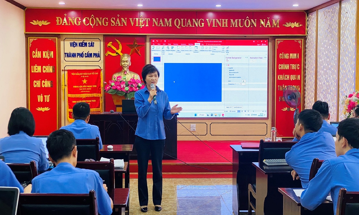 VKSND TP Cẩm Phả Nâng cao kỹ năng công nghệ số cho cán bộ, Kiểm sát viên