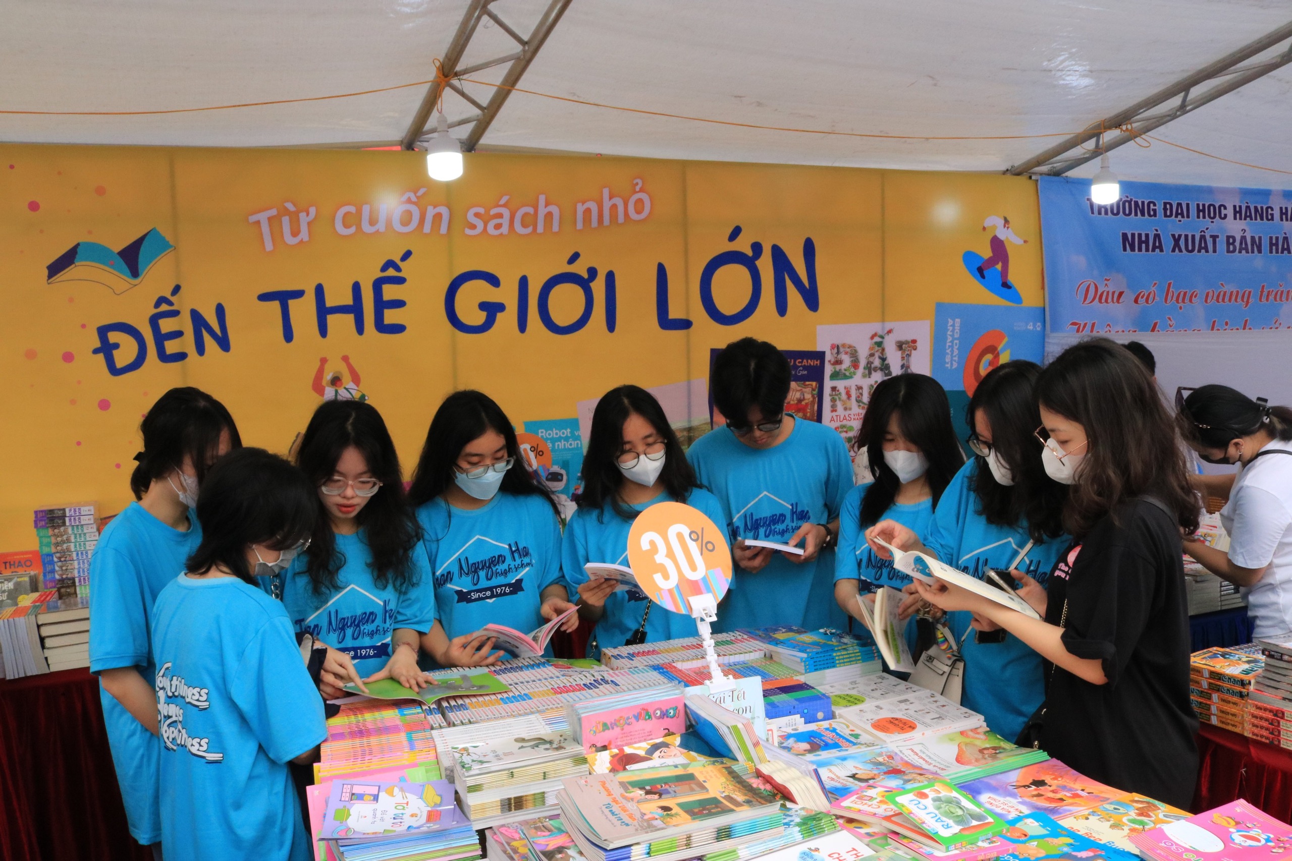 Hội sách Hải Phòng năm 2023 quy tụ hơn 10 000 đầu sách