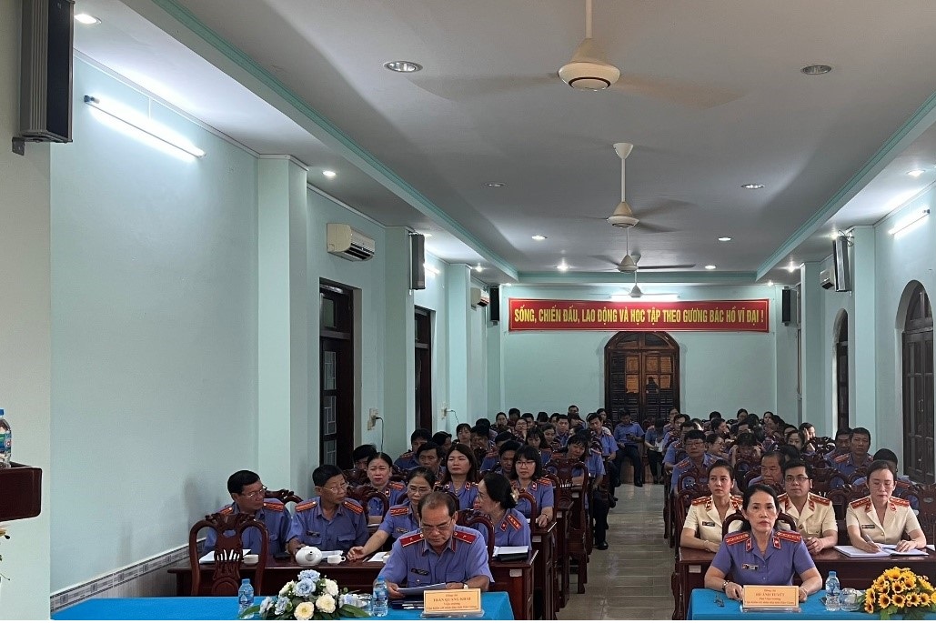 Gặp mặt Kỷ niệm 48 năm Ngày Giải phóng Miền Nam thống nhất đất nước