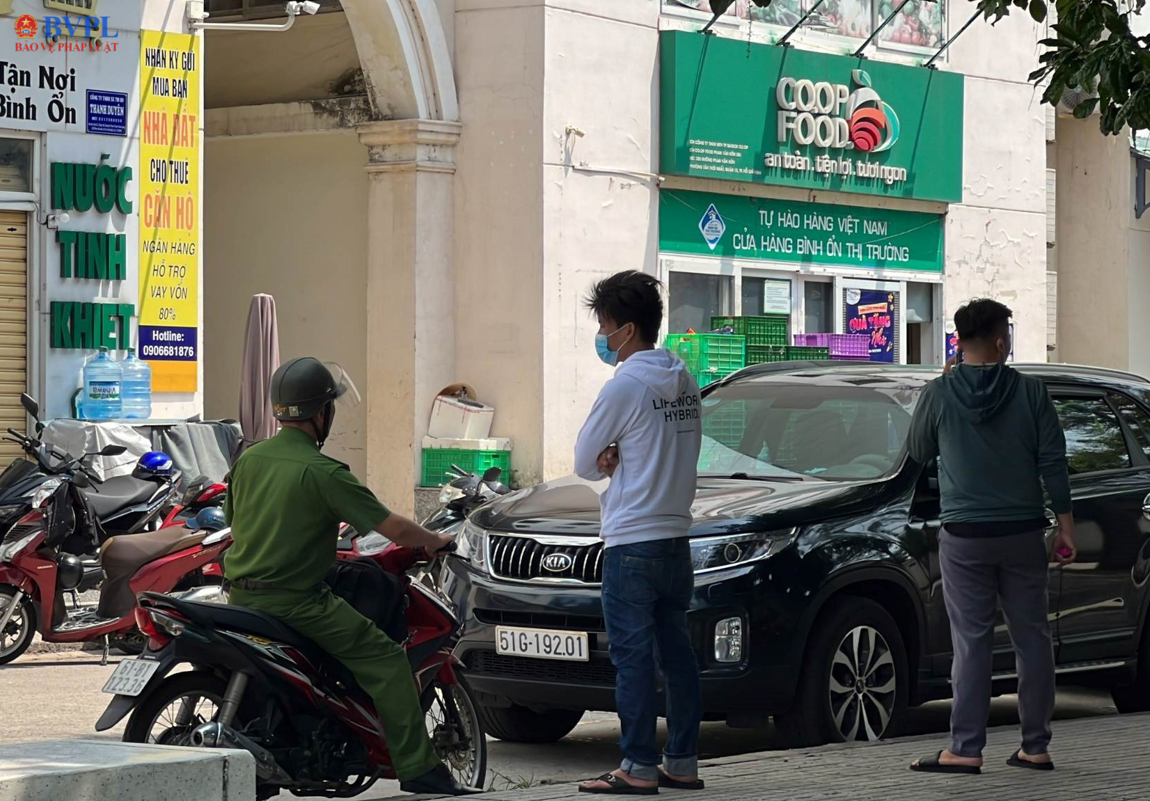 Nghi án chồng sát hại vợ rồi nhảy lầu chung cư tự tử