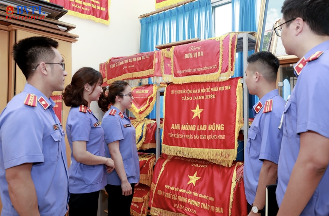 Lấy ý kiến nhân dân đối với các tập thể, cá nhân trong ngành KSND được đề nghị khen thưởng cấp Nhà nước