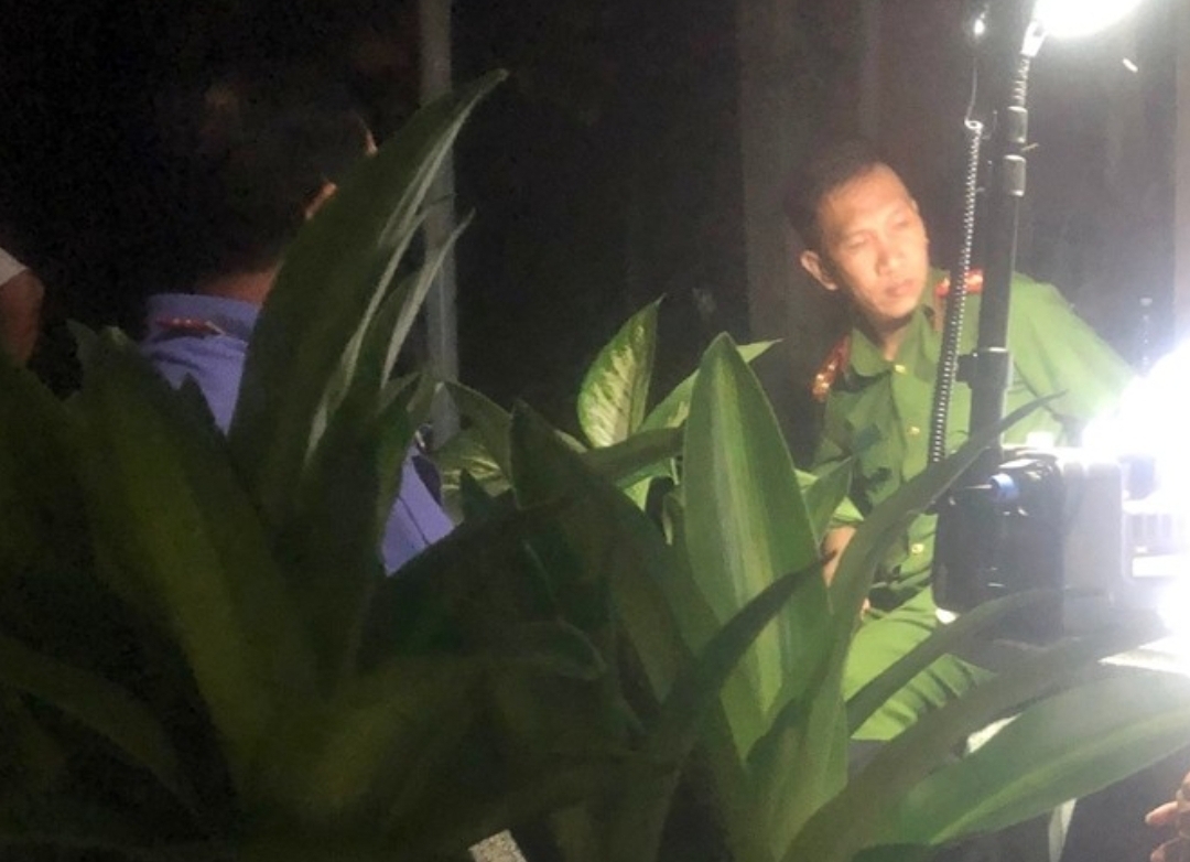 Em trai đâm anh ruột tử vong vì tiếng karaoke