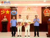 VKSND các tỉnh Long An, Sóc Trăng trao Quyết định bổ nhiệm Kiểm sát viên