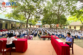 VKSND huyện Lâm Thao phối hợp tổ chức tuyên truyền pháp luật