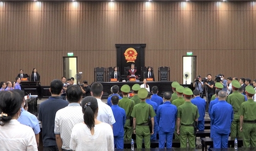 Cựu Chủ tịch UBND tỉnh Bình Thuận bị tuyên phạt 5 năm tù
