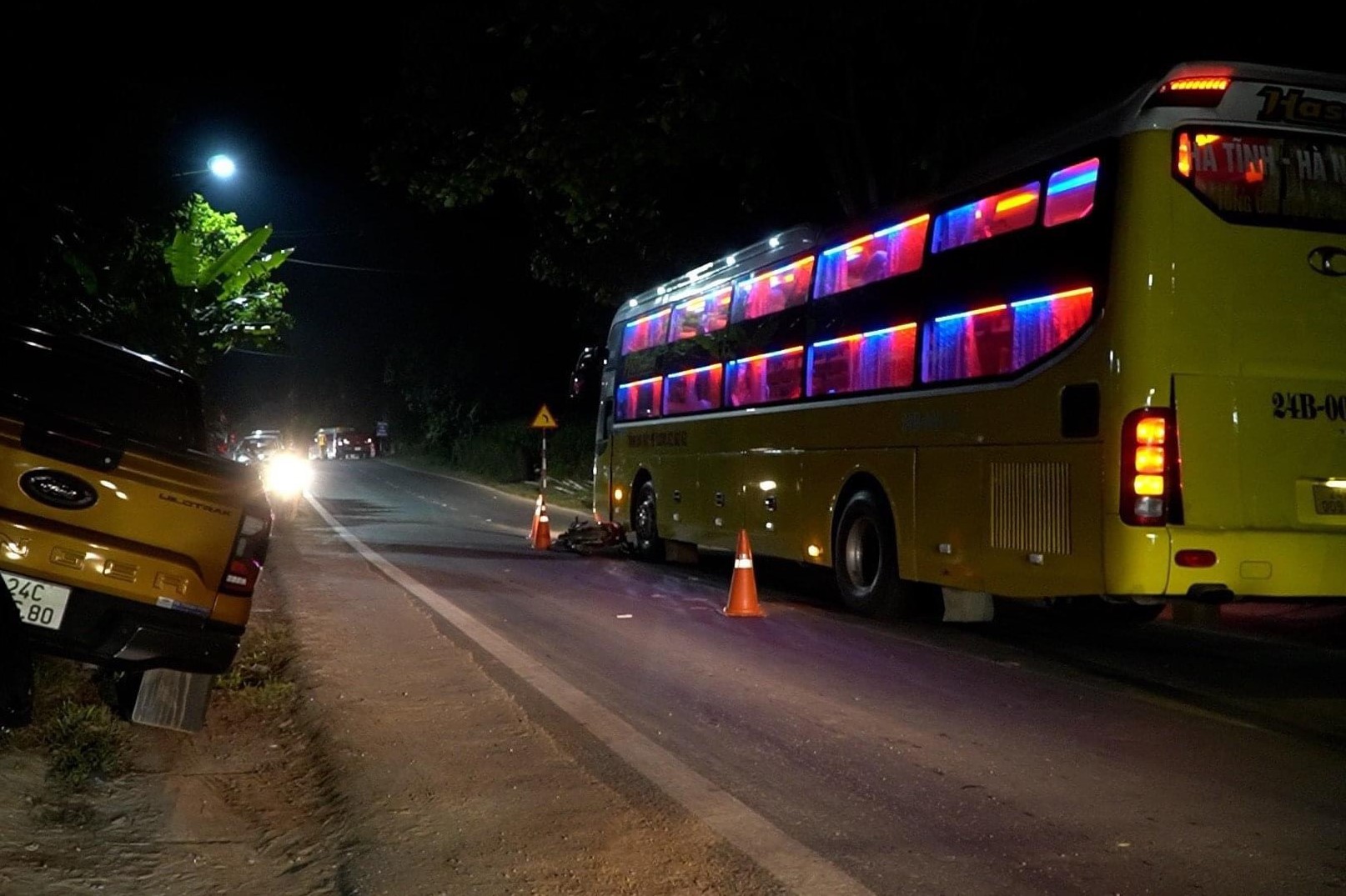 Tai nạn liên hoàn khiến 3 học sinh tử vong ở Lào Cai