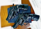 Bắt 2 đối tượng mua bán ma túy, thu giữ nhiều súng đạn ở Gia Lai