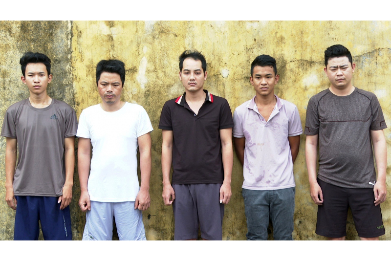 Khởi tố nhiều vụ làm, bán bằng giả