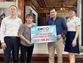 BIC chi trả hơn 1 tỉ đồng bảo hiểm cho khách hàng vay vốn tại BIDV Nam Hà Nội
