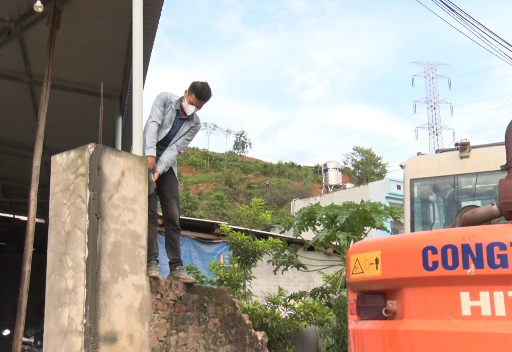 Hiến “ tấc vàng” vì lợi ích chung