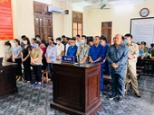 Xét xử bị cáo Phạm Văn Thủy và 32 bị cáo liên quan đến đấu thầu đất
