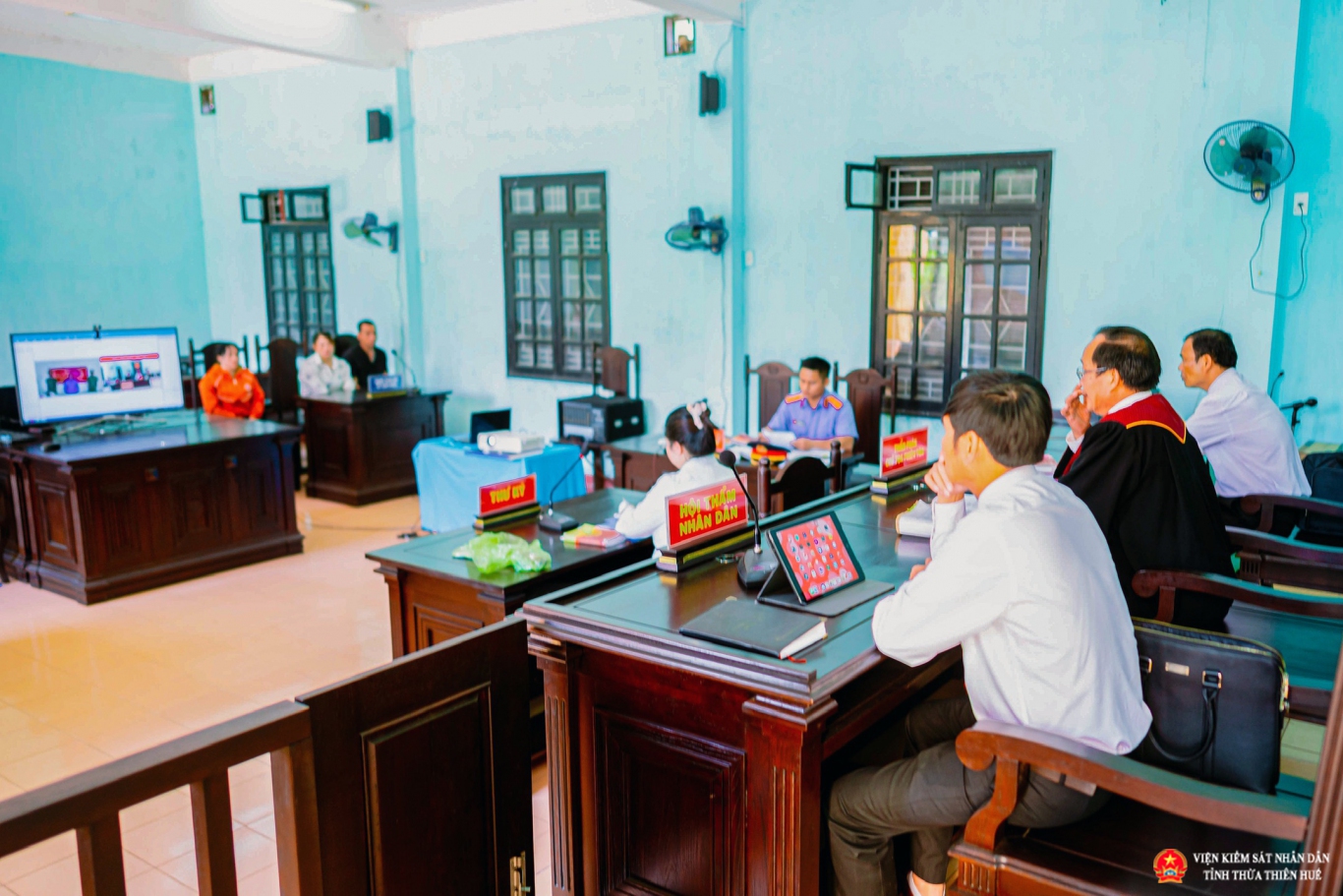 VKSND huyện A Lưới phối hợp tổ chức phiên tòa xét xử trực tuyến án hình sự