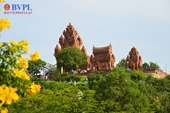 Cận cảnh tháp Chăm ngàn năm tuổi đẹp nhất Việt Nam