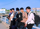 TP HCM hỗ trợ đưa học sinh xã đảo Thạnh An vào đất liền thi tốt nghiệp THPT