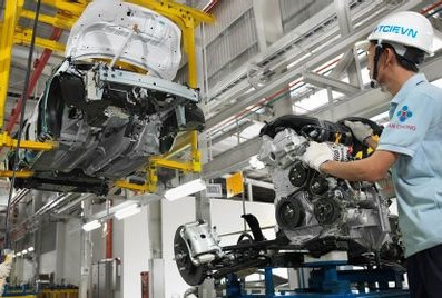 Từ ngày 1 7 Giảm 50 mức lệ phí trước bạ xe ô tô sản xuất trong nước