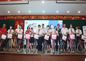 Trao tặng 80 xe đạp cho học sinh nghèo trên địa bàn Đà Nẵng