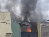 Cháy lớn tại công ty nội thất trong khu chế xuất Linh Trung 2