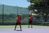 Hai tay vợt U60 cùng thi đấu, quyết tâm thay màu huy chương