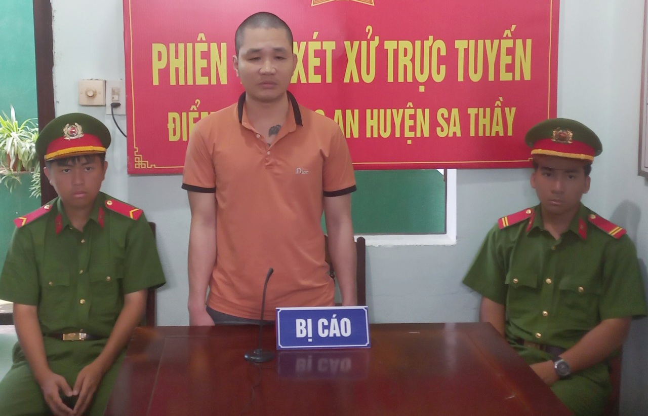 VKSND huyện Sa Thầy phối hợp tổ chức phiên tòa trực tuyến vụ án “Trộm cắp tài sản”