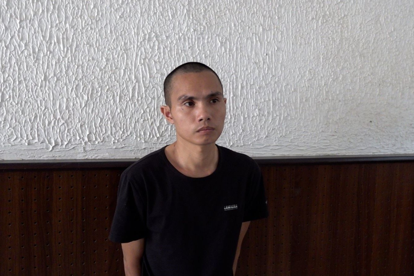 Sử dụng sổ đỏ giả lừa đảo chiếm đoạt tài sản