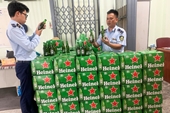 Tạm giữ 2 400 chai bia hiệu Heniken không rõ nguồn gốc