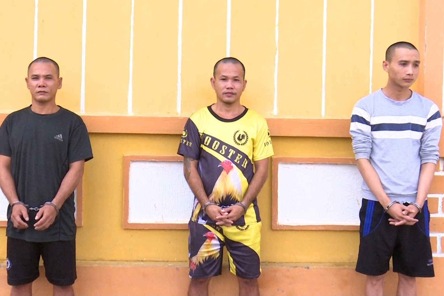 Đánh người gây thương tích, 3 đối tượng bị bắt giam