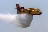 Máy bay rơi khi dập lửa ở Hy Lạp, 2 phi công tử nạn