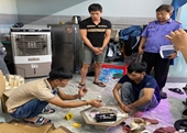 Khám nghiệm hiện trường vụ tổ chức sử dụng trái phép chất ma túy tại huyện Hòa Vang