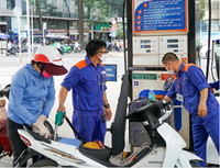 Giá xăng dầu hôm nay Đồng loạt tăng mạnh tới hơn 1 000 đồng lít