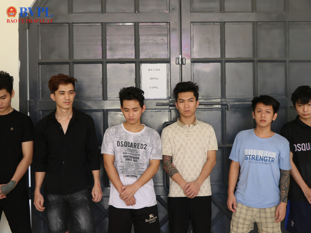 Phê chuẩn khởi tố 6 đối tượng làm giả bằng cấp