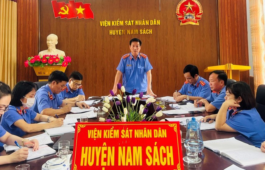 VKSND huyện Nam Sách ứng dụng công nghệ thông tin trong công tác quản lý vụ việc tạm đình chỉ