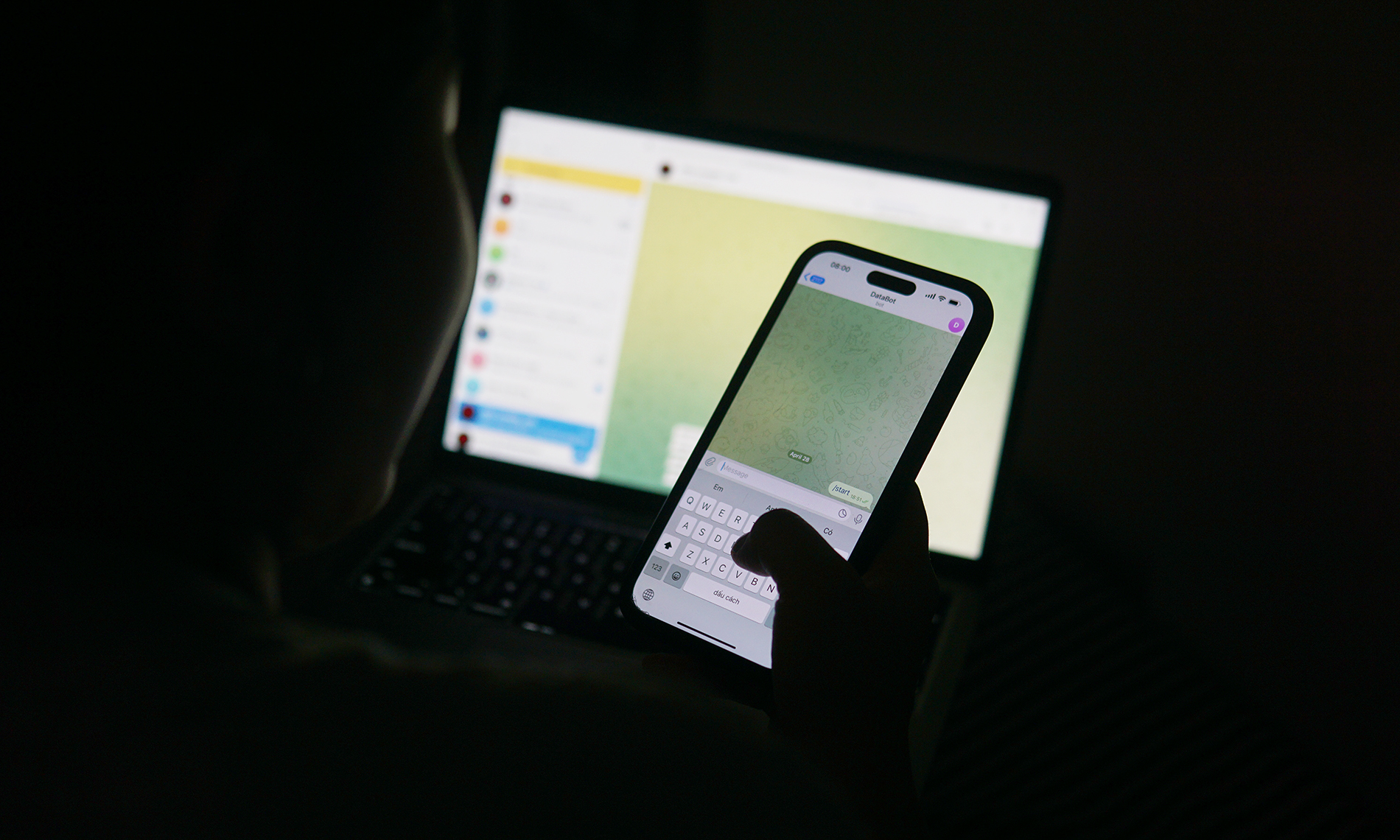 Nam thanh niên mất hơn 10 tỉ đồng khi tham gia câu lạc bộ “Mỹ nhân love”