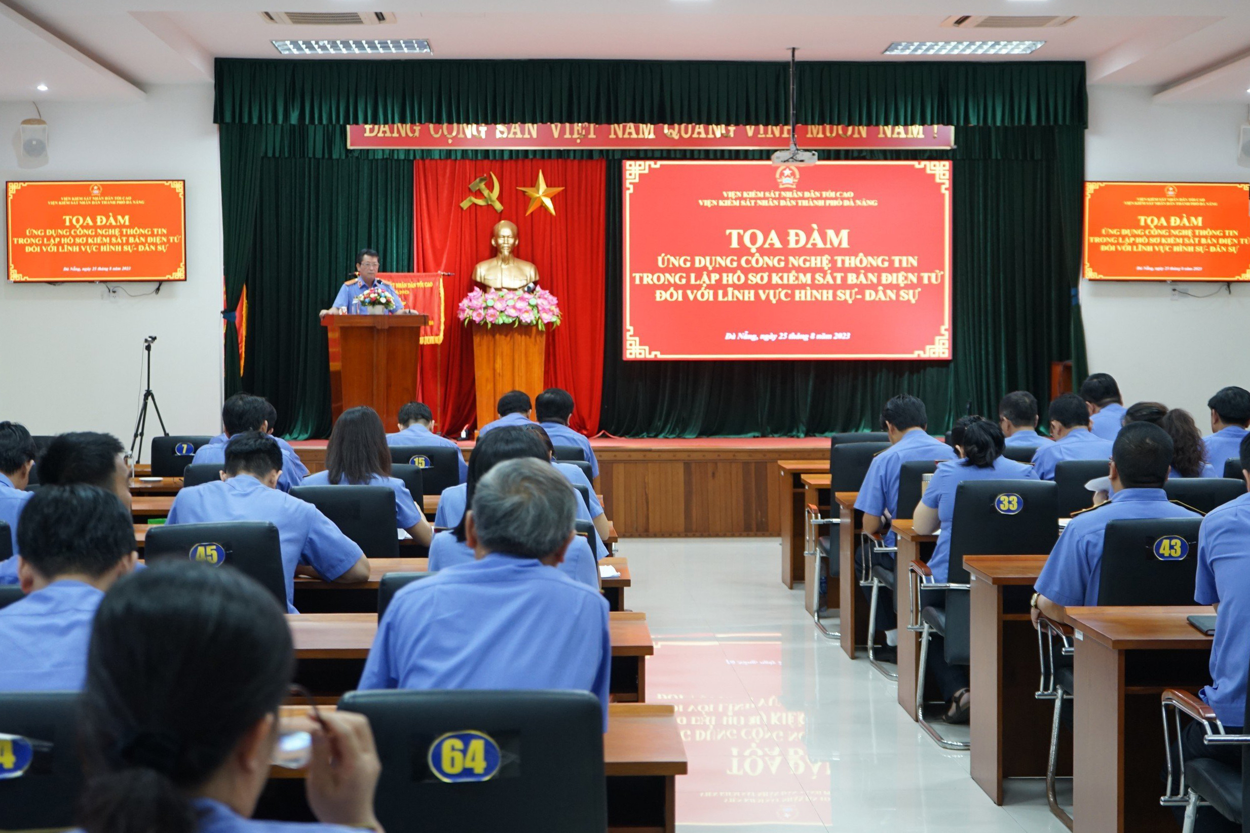 Toạ đàm về ứng dụng công nghệ thông tin trong lập hồ sơ kiểm sát điện tử