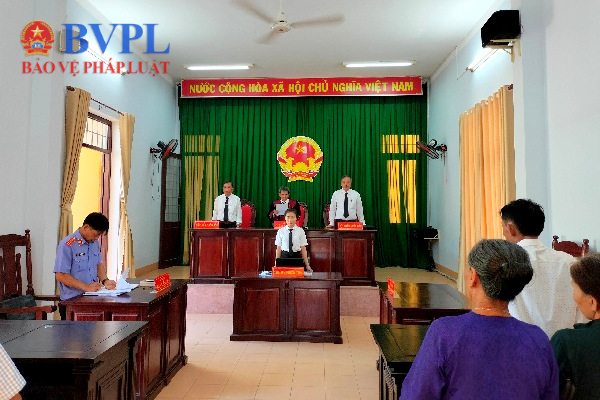 VKSND huyện Hoài Ân tổ chức phiên tòa dân sự rút kinh nghiệm