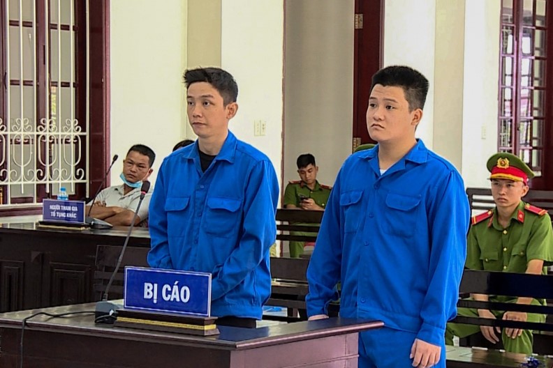 Đâm chết người trong khi lúc xảy ra xô xát, thanh niên lĩnh án chung thân