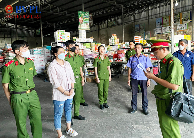 Phê chuẩn khởi tố bị can về tội Buôn bán hàng cấm”
