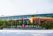 Trường Đại học Văn Lang sử dụng lao động người nước ngoài không phép