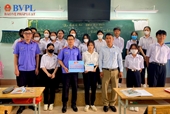 Chi đoàn VKSND tỉnh Bình Định hỗ trợ học sinh có hoàn cảnh khó khăn