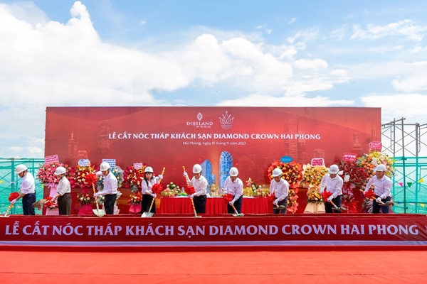 DOJILAND chính thức cất nóc Tòa tháp Khách sạn Diamond Crown Hai Phong