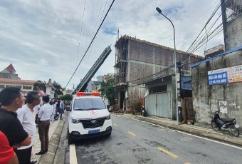 Thợ cơ khí tử vong do điện giật