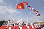 ASIAD 2023 Quốc kỳ Việt Nam tung bay tại Làng Á vận hội