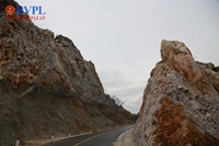 UBND tỉnh Thanh Hóa chỉ đạo kiểm tra thông tin ngọn núi Giếng bị xẻ đôi làm cầu vượt cao tốc có nguy cơ sạt lở