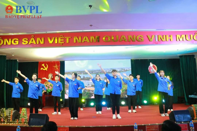 Sôi nổi chương trình Gala chào tân sinh viên khoá 11, Đại học Kiểm sát