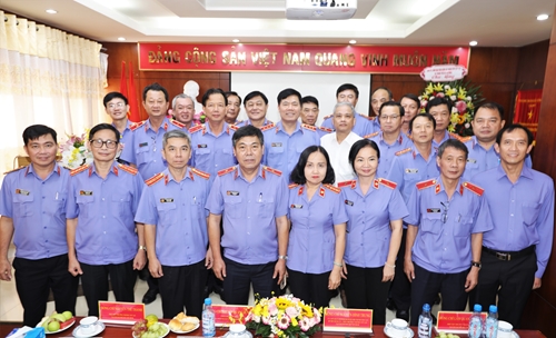 VKSND cấp cao tại TP Hồ Chí Minh giao ban công tác với 23 VKSND các tỉnh khu vực phía Nam