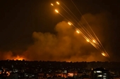 Israel huy động 100 000 binh sĩ, tăng cường tấn công Dải Gaza