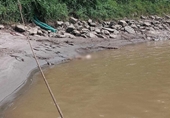 Phát hiện thi thể nữ giới không nguyên vẹn tại sông Hồng