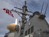 Tàu chiến Mỹ khai hỏa đánh chặn 3 tên lửa hành trình nghi hướng tới Israel