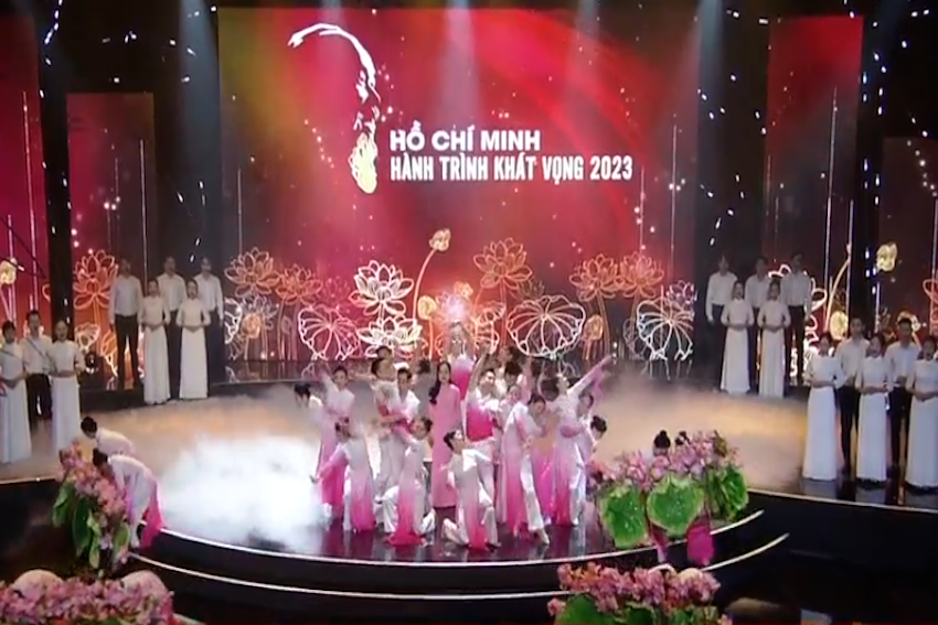 Chương trình  Hồ Chí Minh - Hành trình khát vọng 2023  Tôn vinh những tập thể, cá nhân điển hình