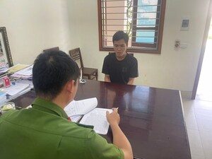 Khởi tố 2 đối tượng về tội mua bán người